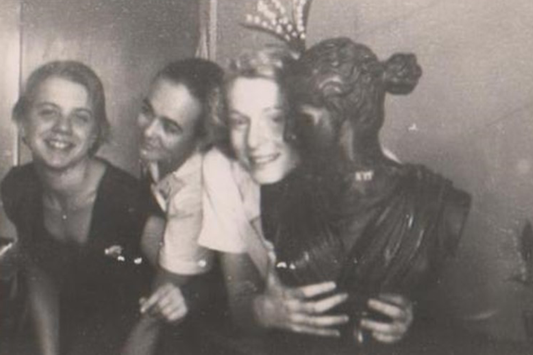 picture2-minerva-bust-752x530-with-anne-copy