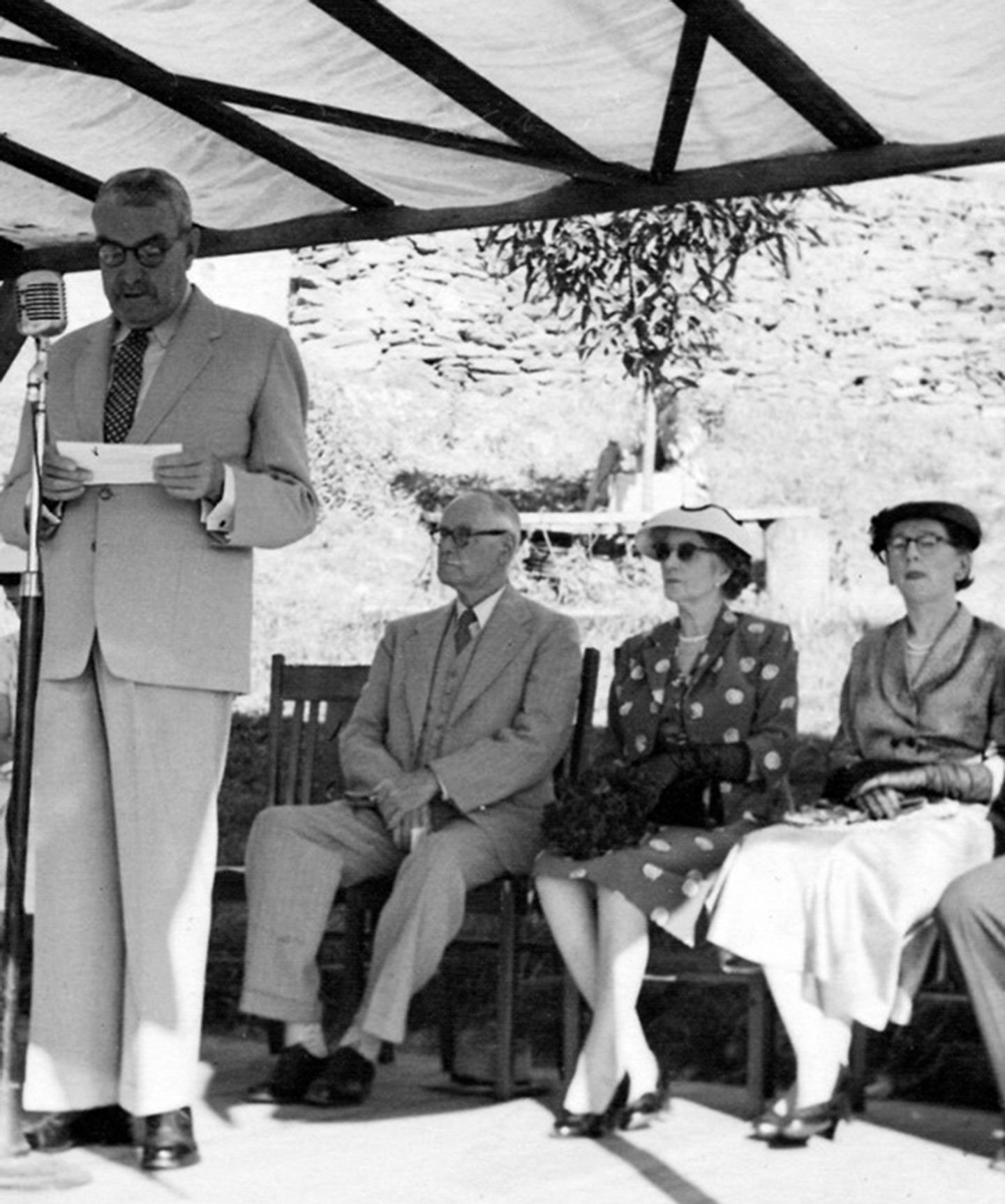1956-headmistress-louise-mcdonald-first-on-the-right-752x900