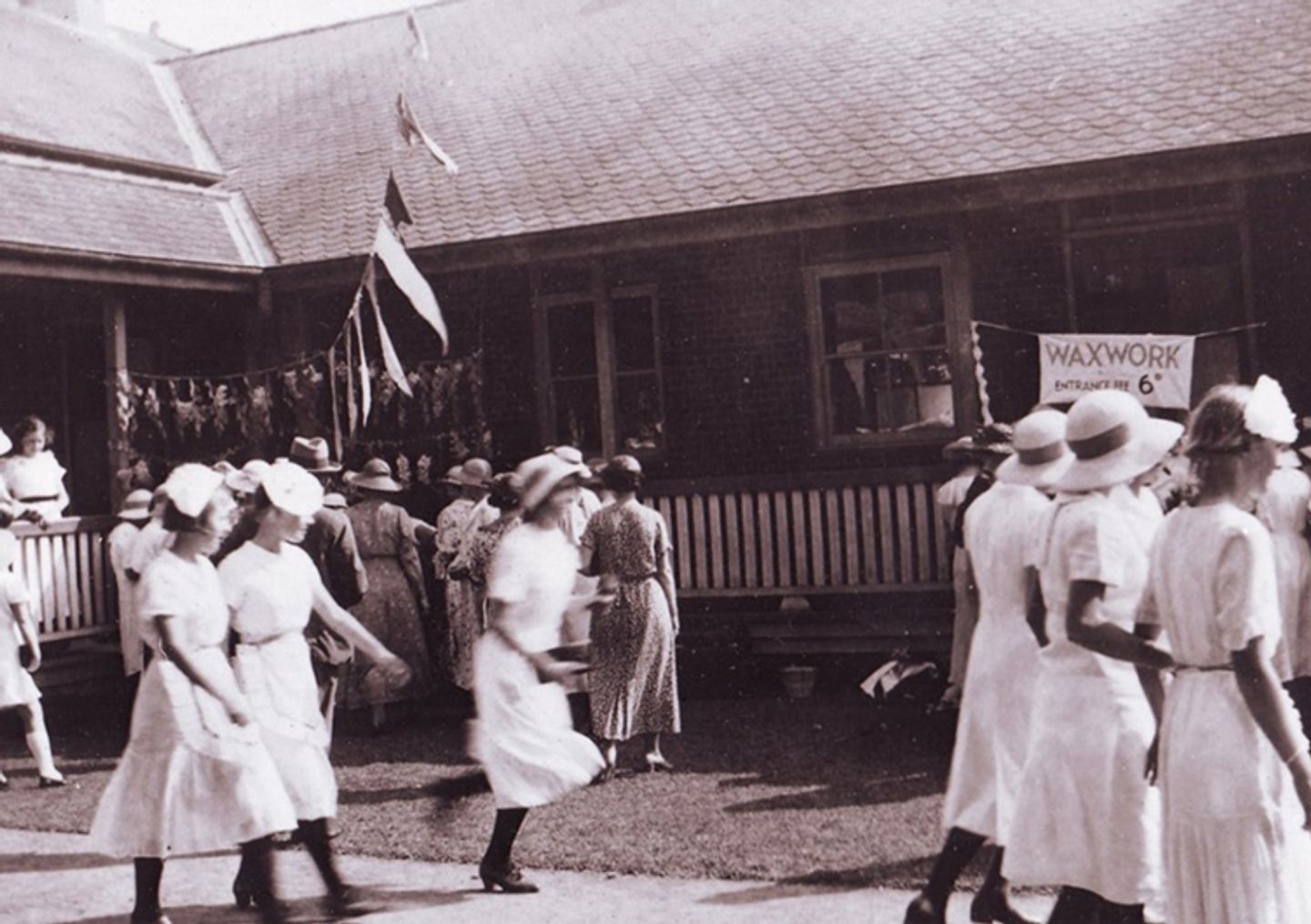 c1929-old-girls'-day-752x530